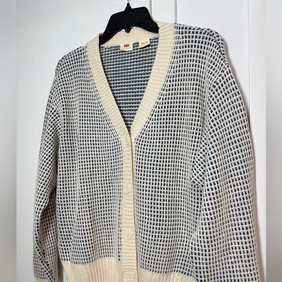 Levi's Snowflake Cardigan - Picture 5 of 7